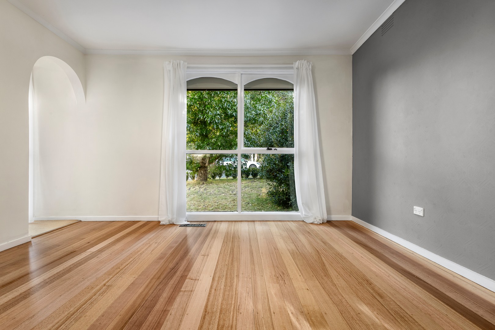 70 Winston Road, Viewbank, VIC 3084, Viewbank - Thumbnail 6