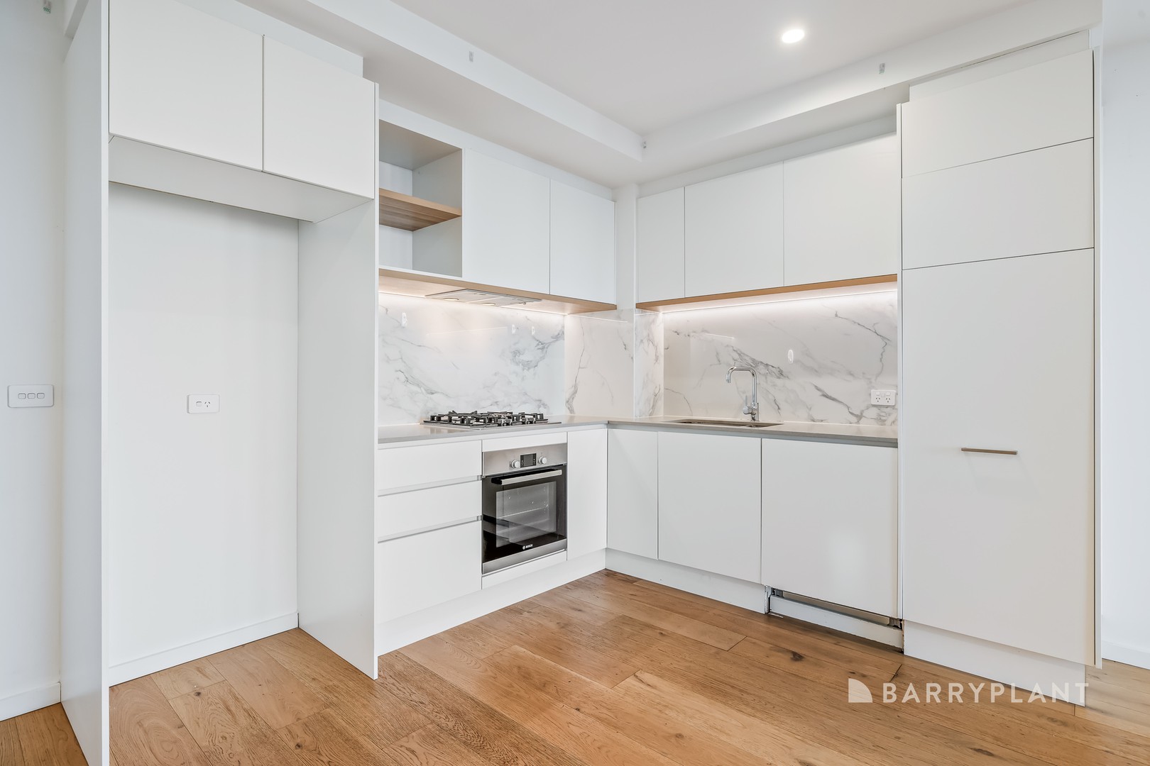 702/35 Plenty Road, Preston, VIC 3072, Preston - Thumbnail 3