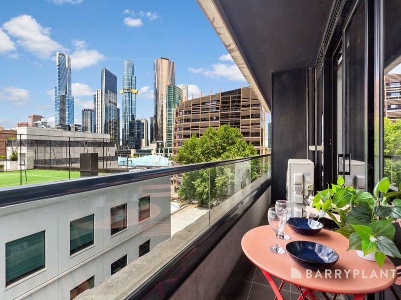 702/7 Katherine Place, Melbourne, VIC 3000 - Image - 17/07/2025