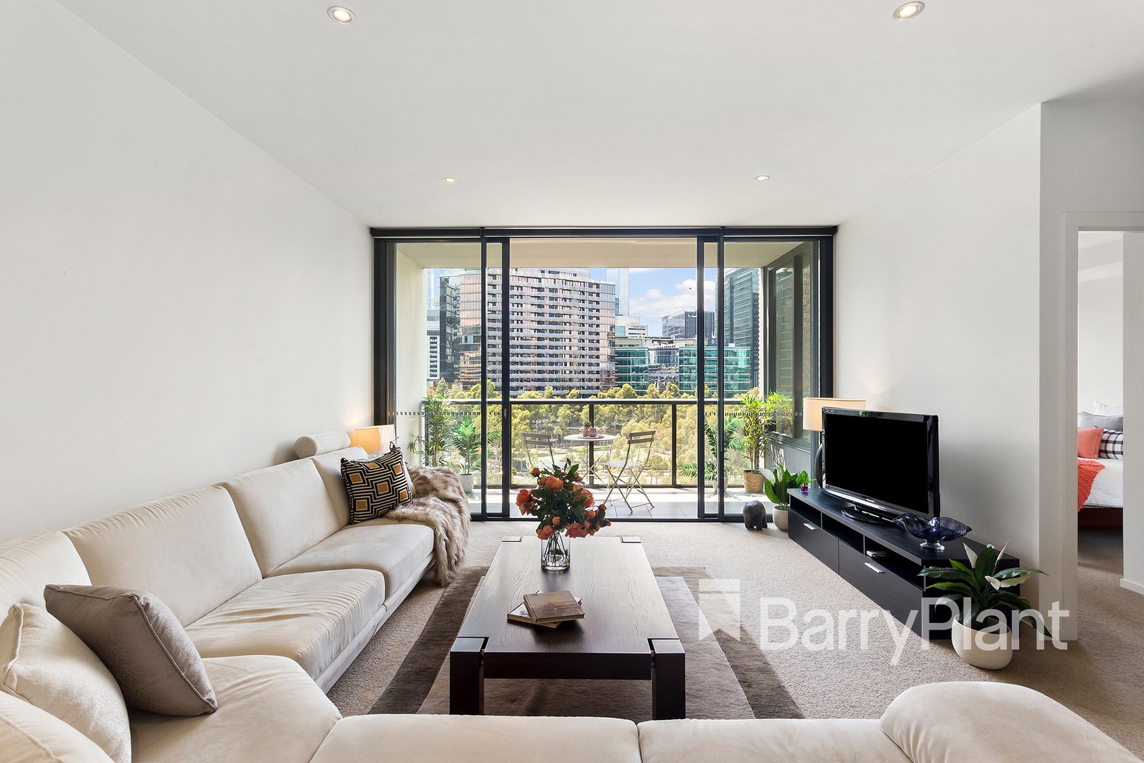 703/1 Encounter Way, Docklands, VIC 3008, Docklands - Thumbnail 2