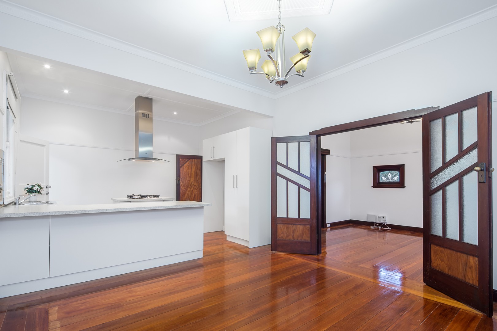 703 Neill Street, Soldiers Hill, VIC 3350 - Thumbnail 2 - 13/12/2022