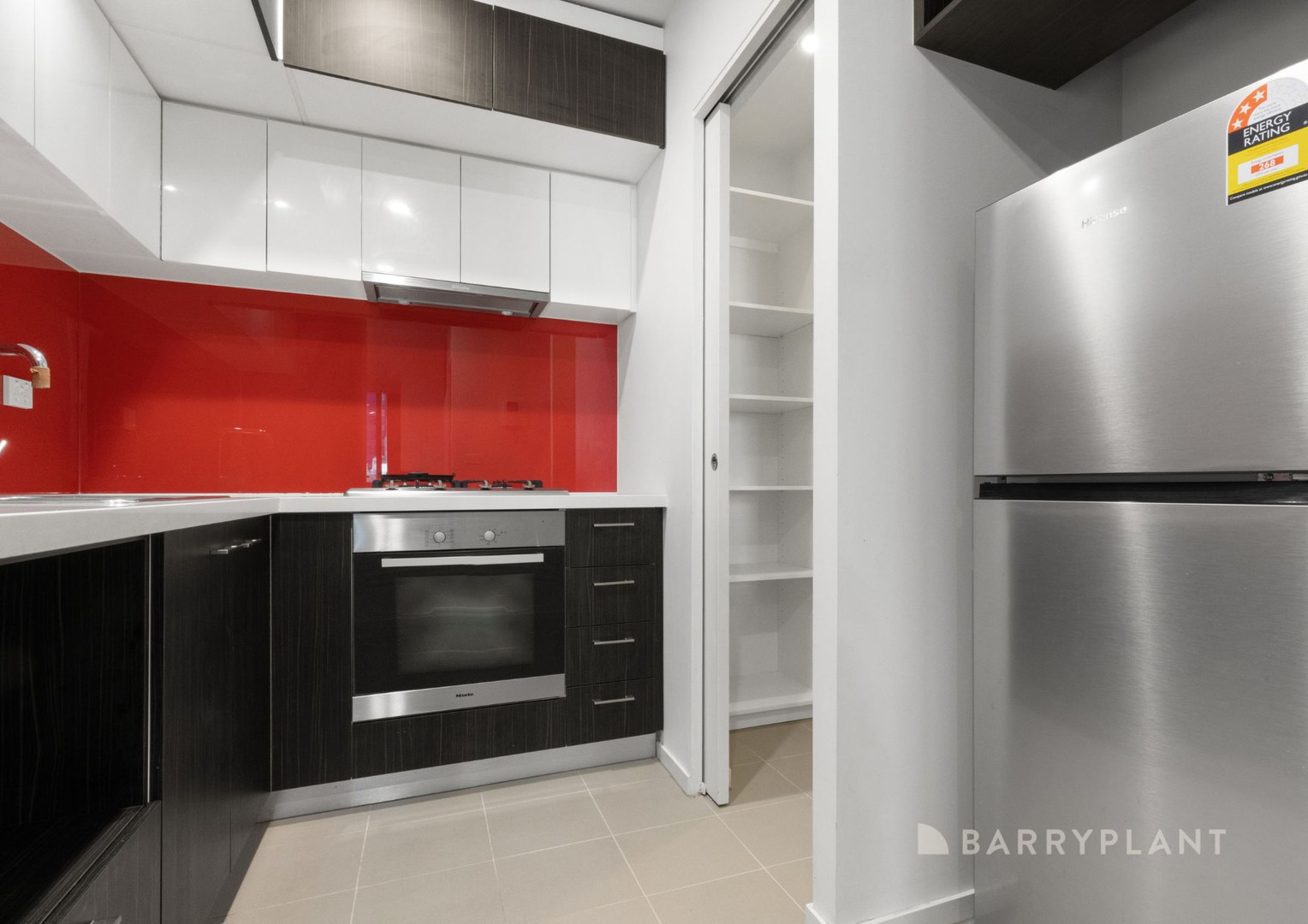 705/8 Sutherland Street, Melbourne, VIC 3000 - Thumbnail 1 - 20/02/2024