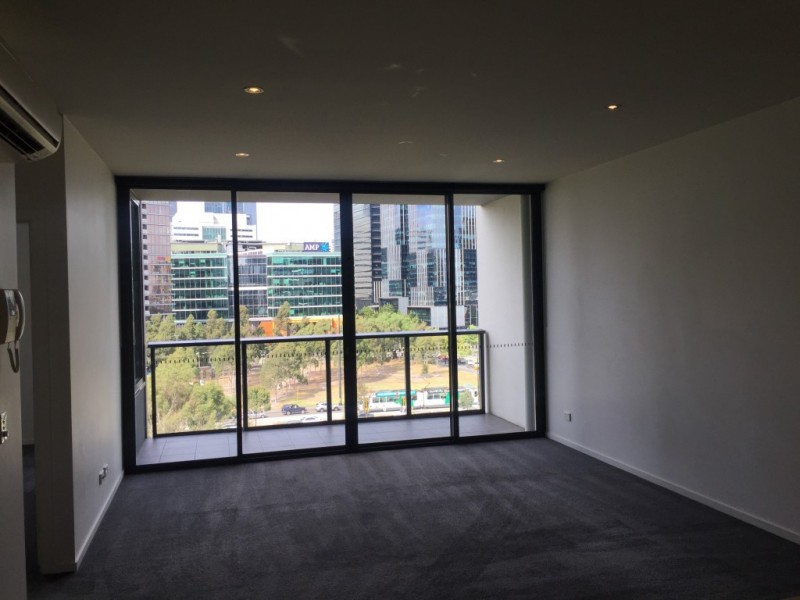 706/1 Encounter Way, Docklands, VIC 3008, Docklands - Thumbnail 3