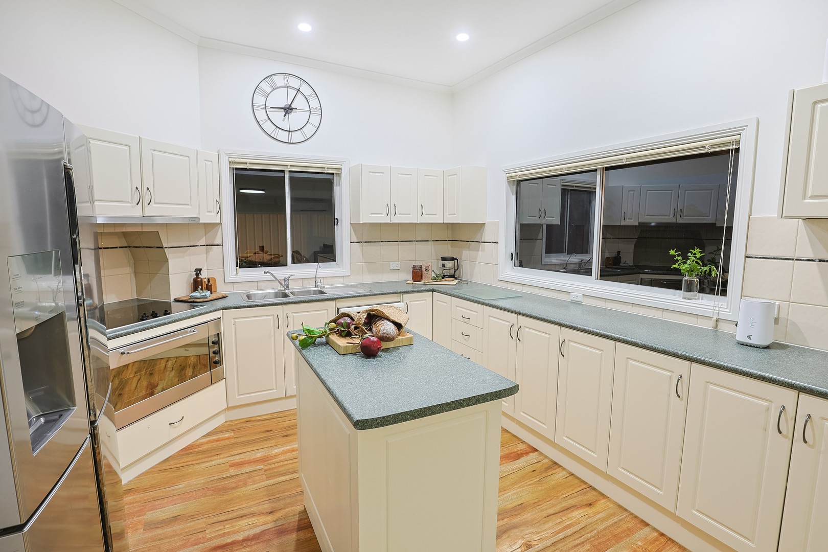 706-710 Karadoc Avenue, Irymple, VIC 3498, Irymple - Thumbnail 4