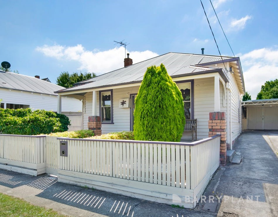 706 Doveton St, Soldiers Hill, VIC 3350
