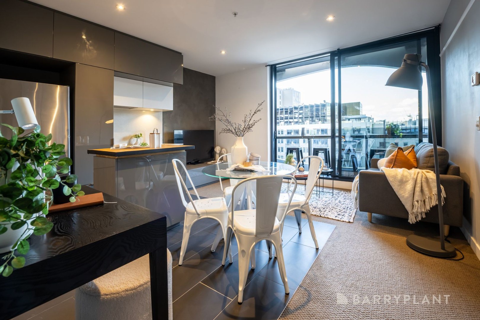 709/555 Swanston Street, Carlton, VIC 3053 - Thumbnail 2 - 18/01/2024