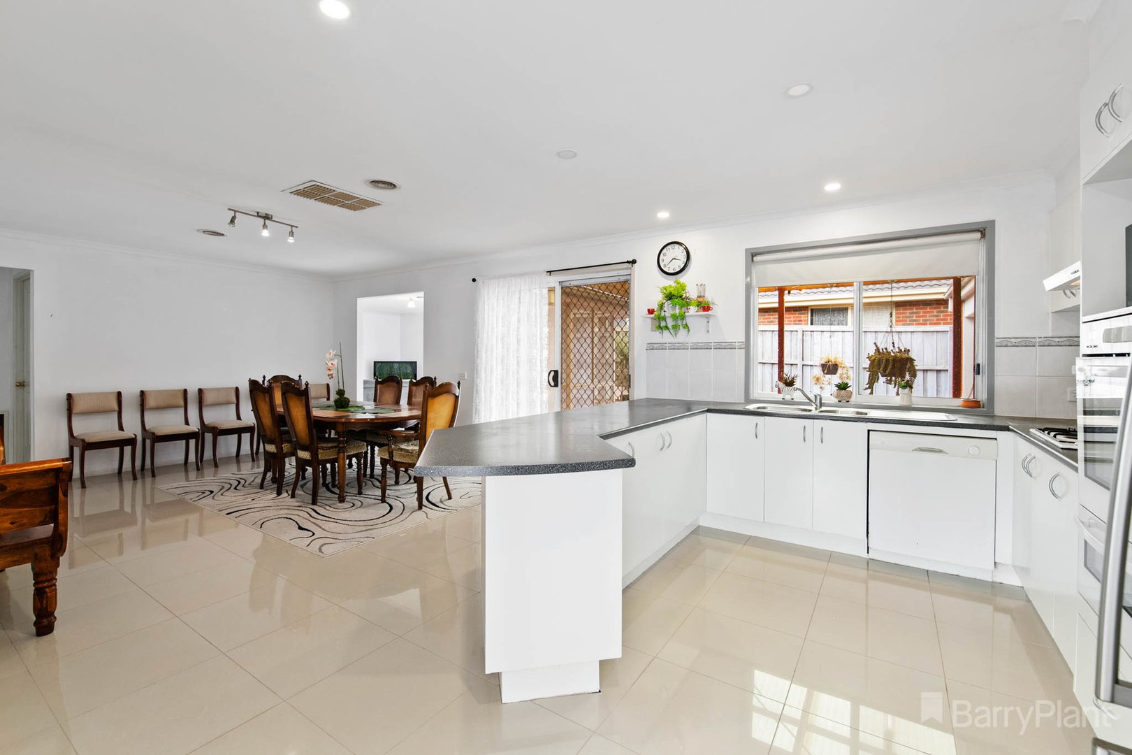 709 Glasscocks Road, Narre Warren South, VIC 3805, Narre Warren South - Thumbnail 2