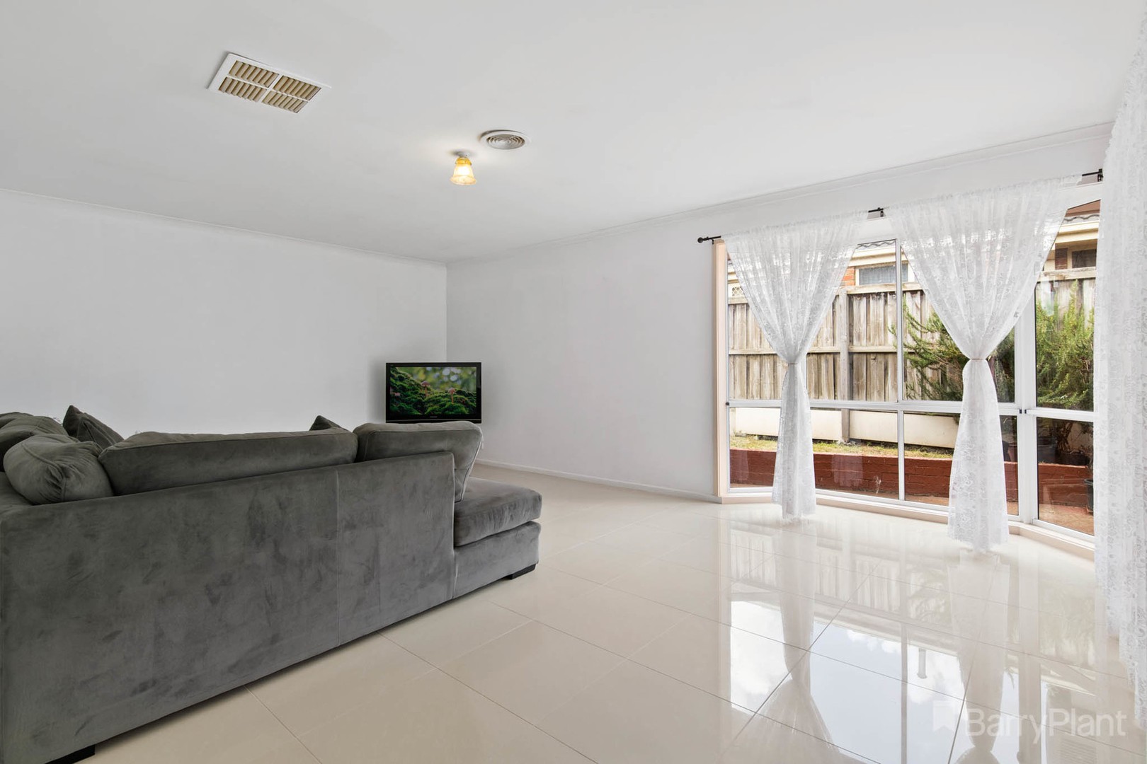 709 Glasscocks Road, Narre Warren South, VIC 3805, Narre Warren South - Thumbnail 6