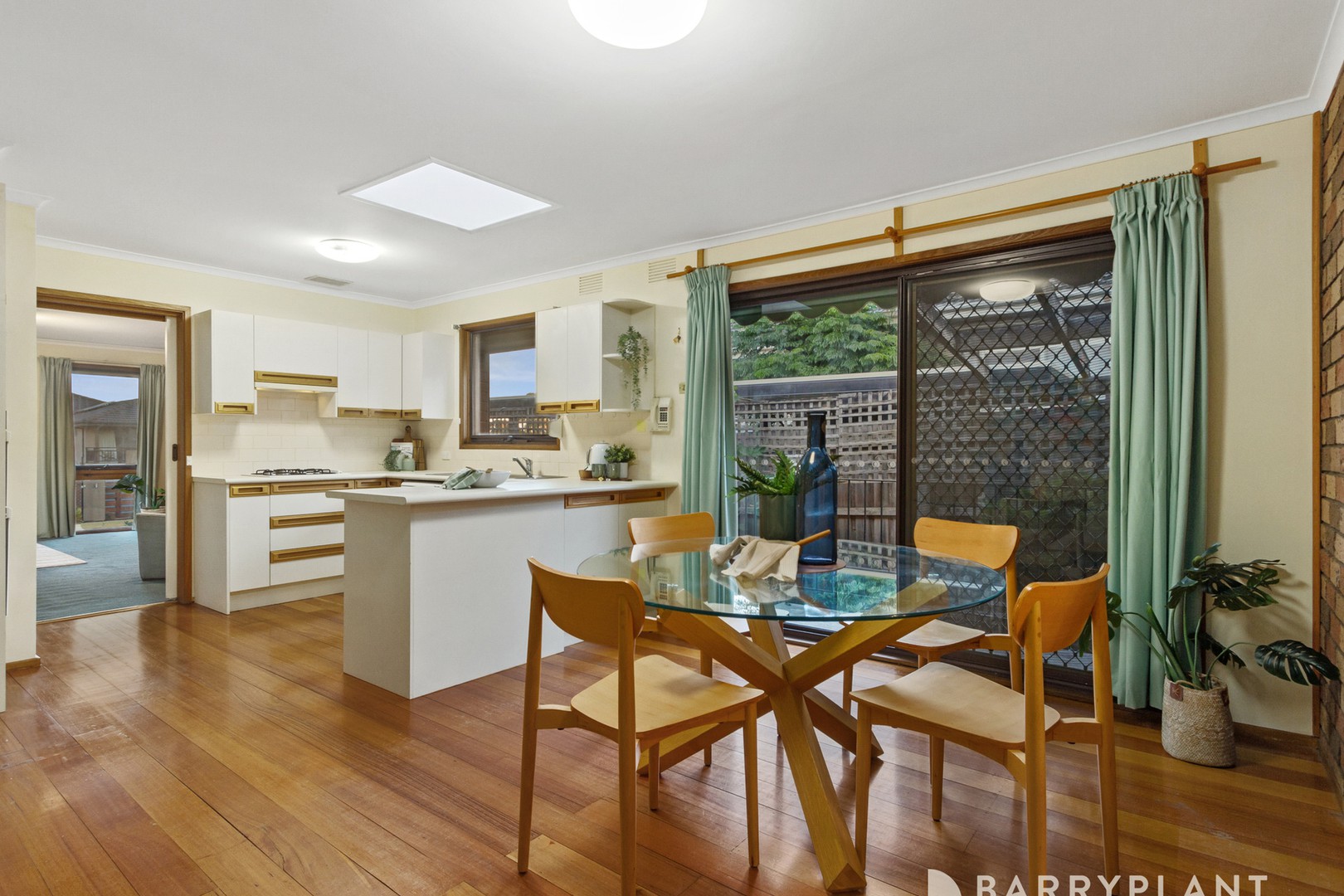 71 Berrabri Drive, Scoresby, VIC 3179, Scoresby - Thumbnail 4