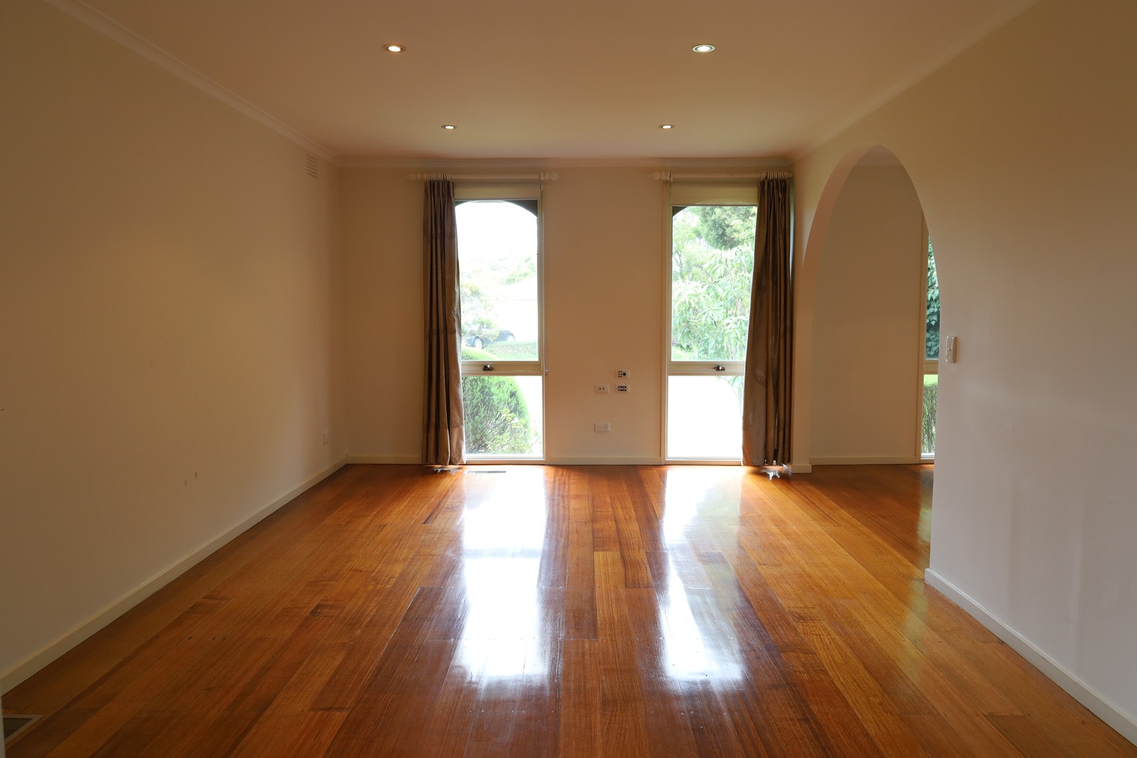 71 Birchfield Crescent, Wantirna, VIC 3152, Wantirna - Thumbnail 2