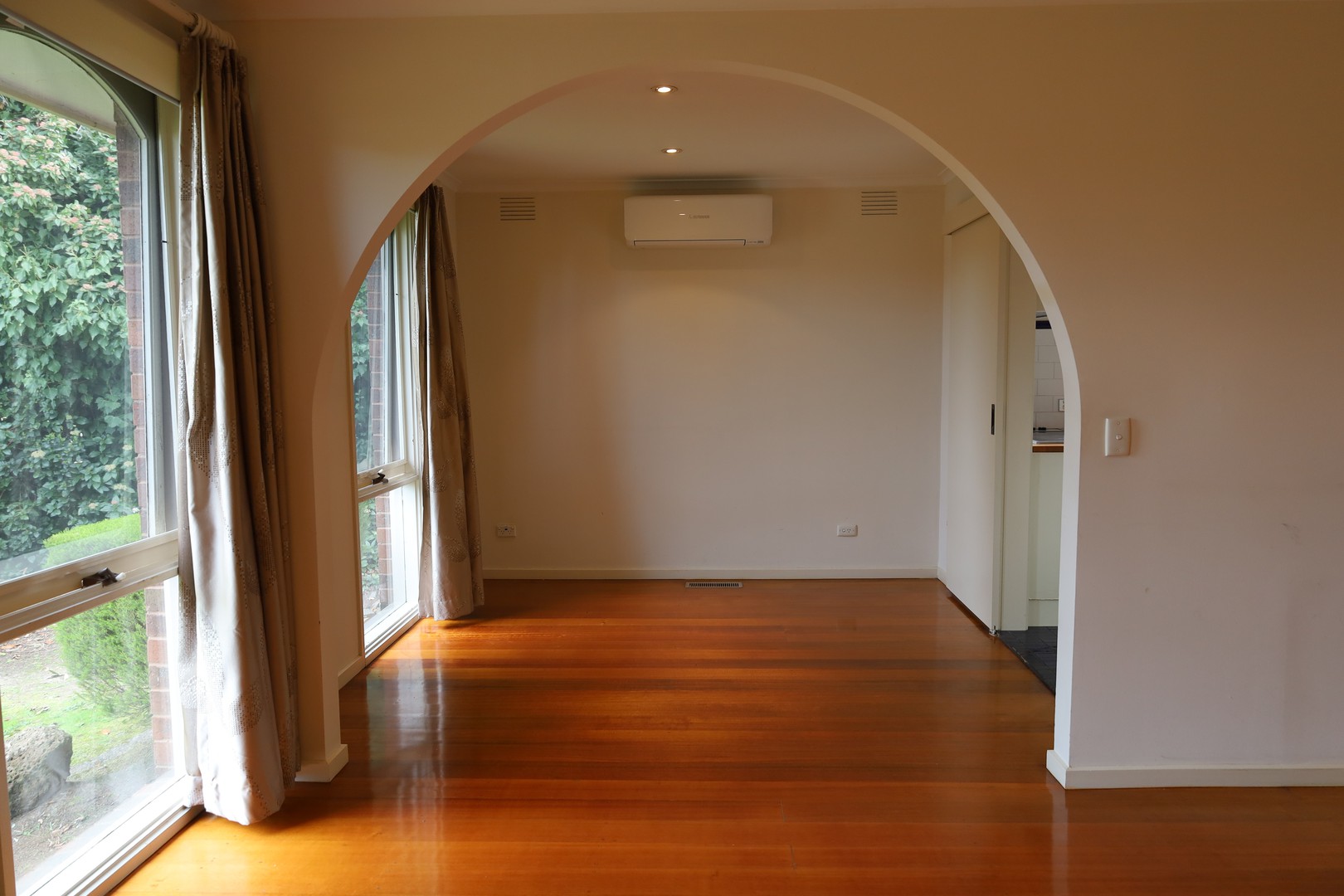 71 Birchfield Crescent, Wantirna, VIC 3152, Wantirna - Thumbnail 3