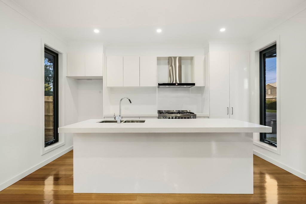 71 Broadway, Bonbeach, VIC 3196 - Thumbnail 1 - 03/07/2023