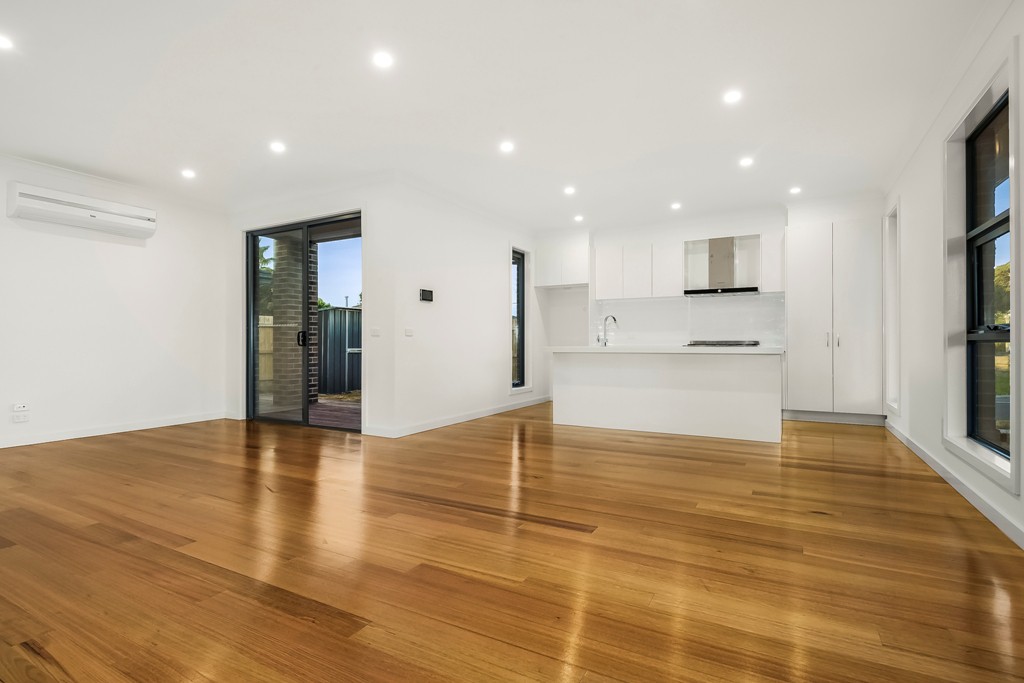 71 Broadway, Bonbeach, VIC 3196 - Thumbnail 2 - 03/07/2023