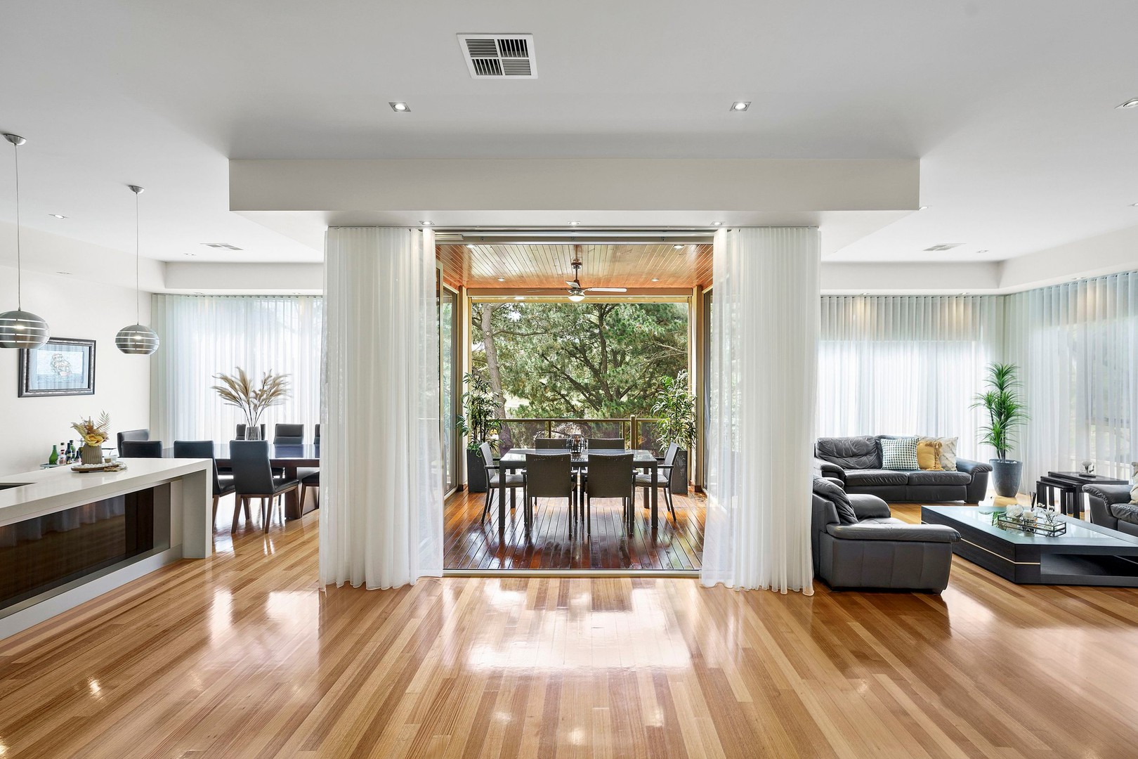 71 Clare Boulevard, Greenvale, VIC 3059, Greenvale - Thumbnail 3