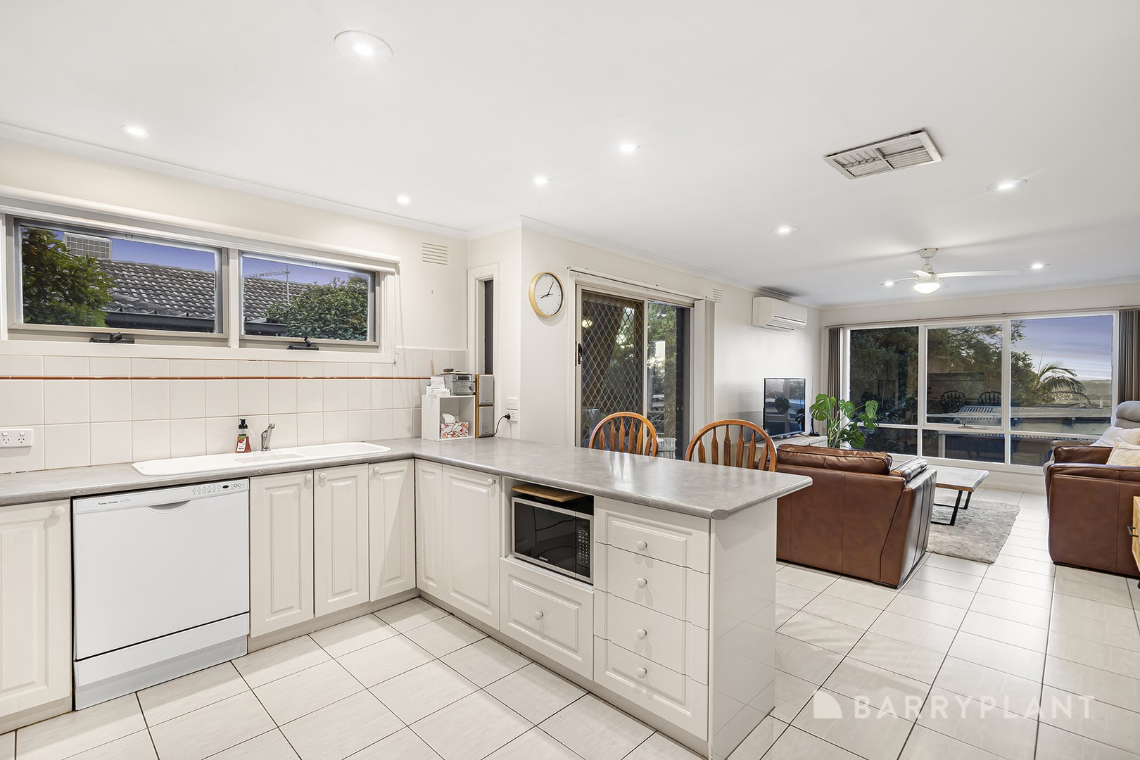 71 Country Club Drive, Chirnside Park, VIC 3116, Chirnside Park - Thumbnail 5