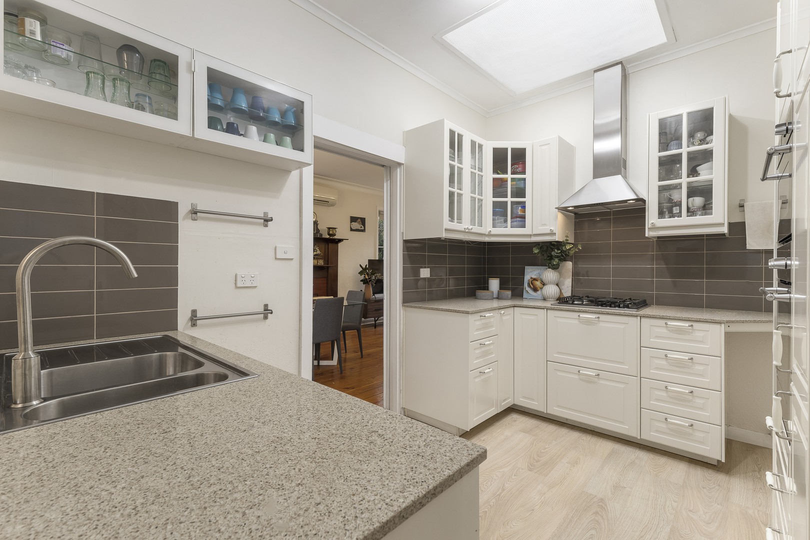 71 Edithvale Road, Edithvale, VIC 3196, Edithvale - Thumbnail 4