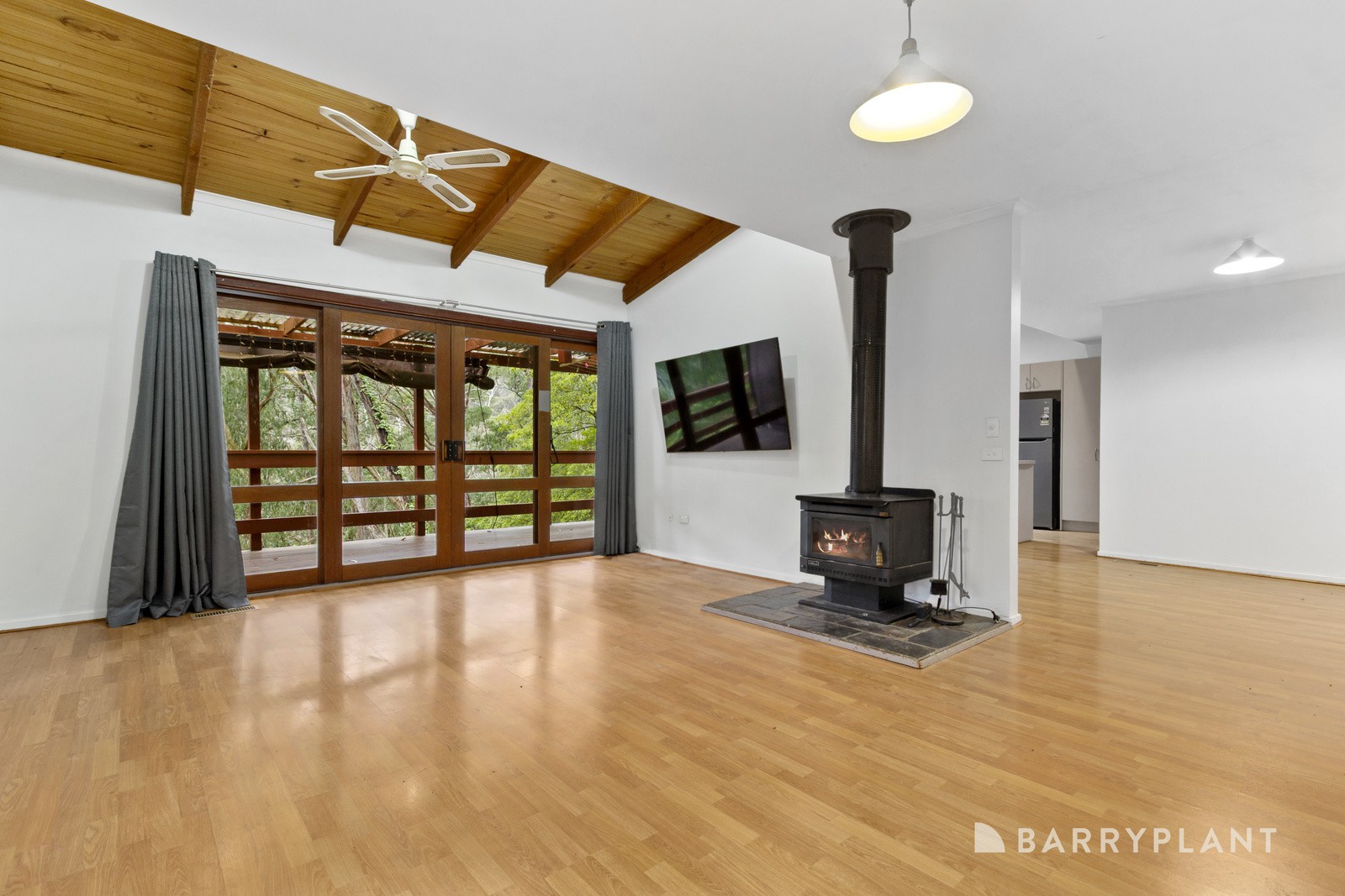 71 Government Road, The Basin, VIC 3154 - Thumbnail 2 - 28/08/2025