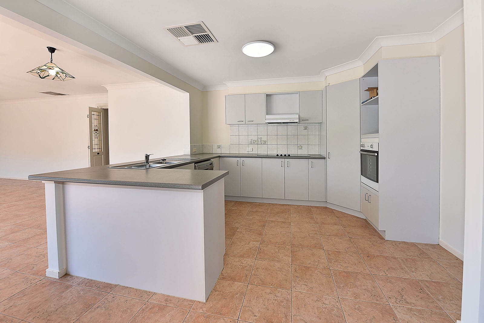 71 Hassett Crescent, Keilor East, VIC 3033, Keilor East - Thumbnail 4