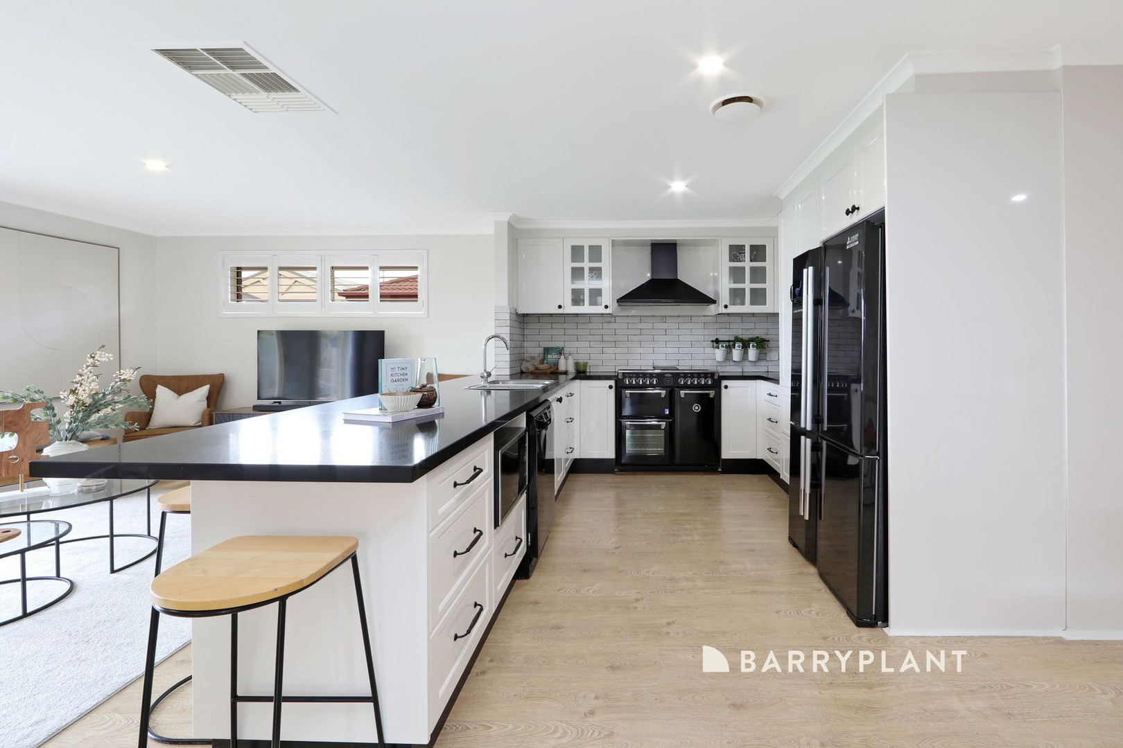 71 Kellbourne Drive, Rowville, VIC 3178, Rowville - Thumbnail 5