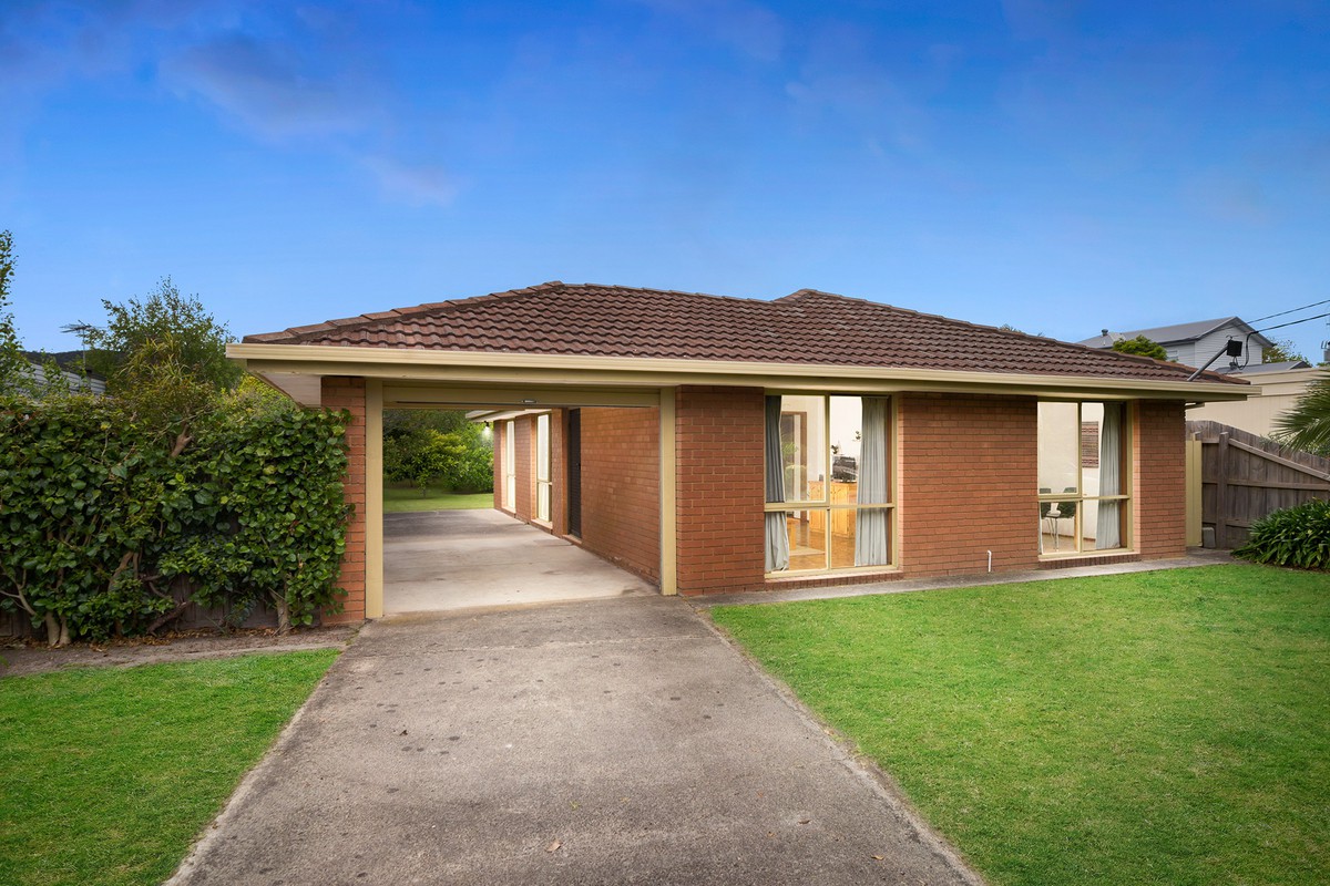 71 Leon Avenue, Rosebud, VIC 3939 - Thumbnail 2 - 11/10/2023