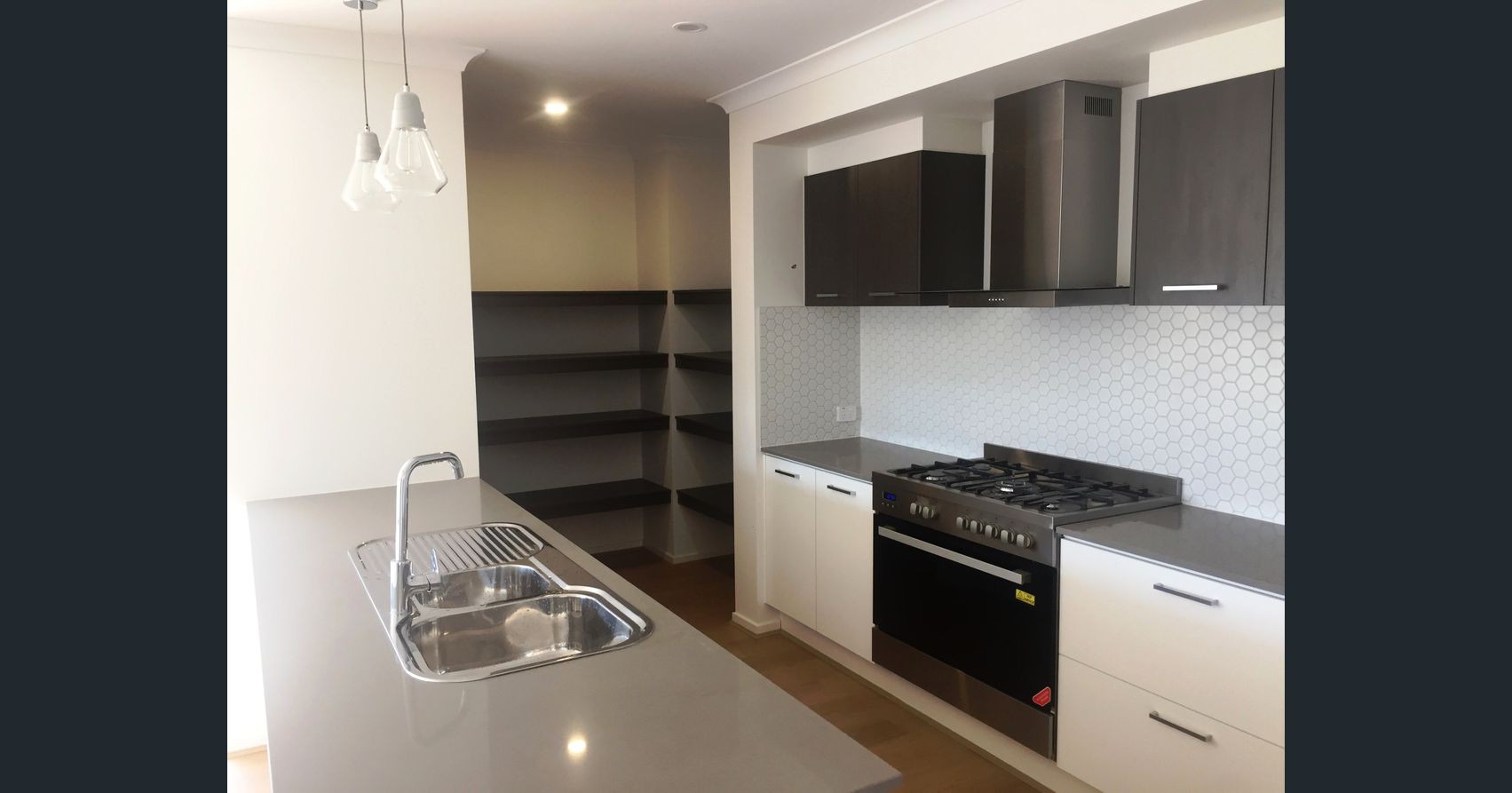 71 Littlewood  Drive, Fyansford, VIC 3218, Fyansford - Thumbnail 2