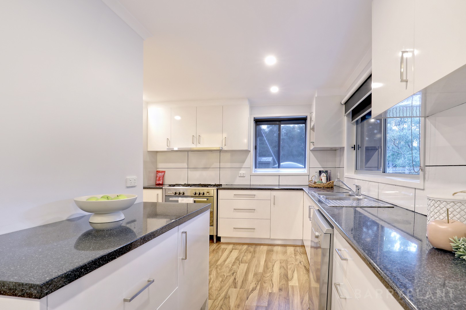 71 Marks Lane, Emerald, VIC 3782, Emerald - Thumbnail 4