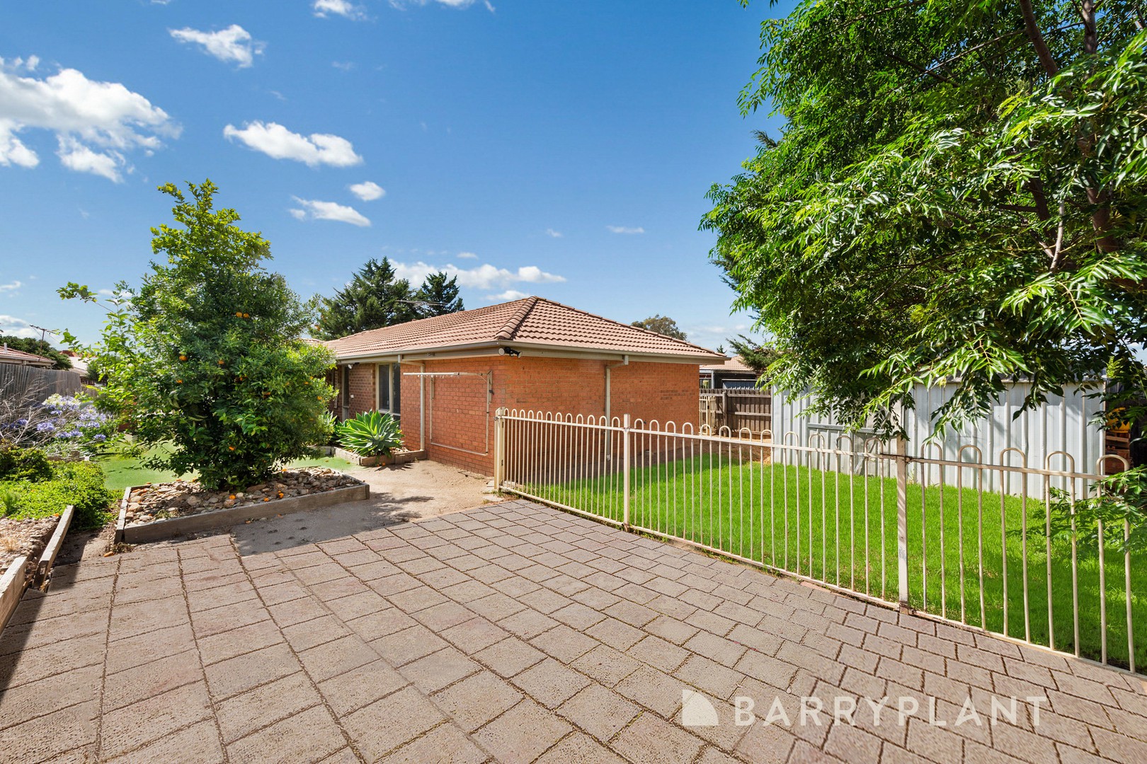 71 Mowbray Crescent, Kurunjang, VIC 3337, Kurunjang - Thumbnail 2