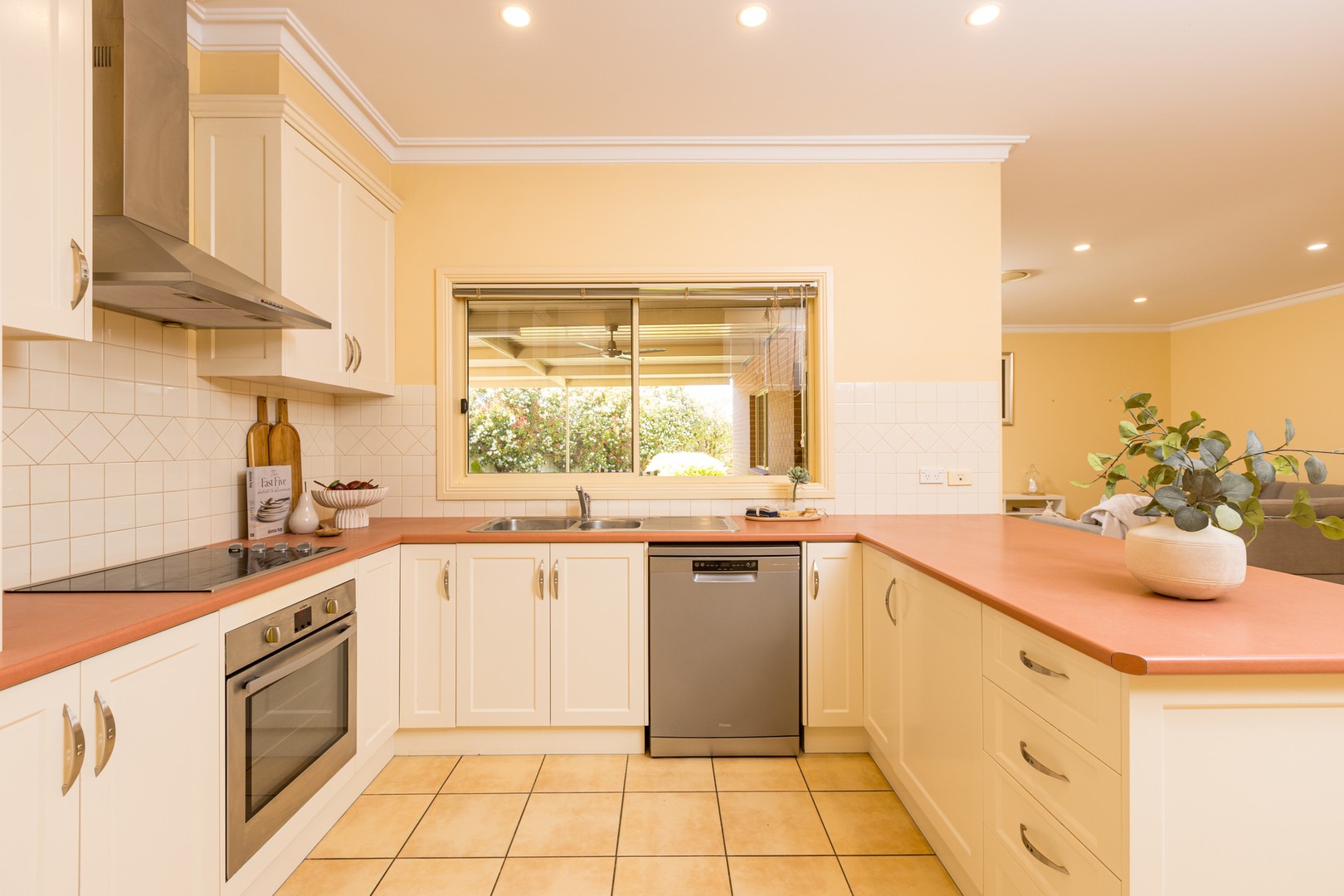 71 Panorama Drive, Mildura, VIC 3500, Mildura - Thumbnail 4