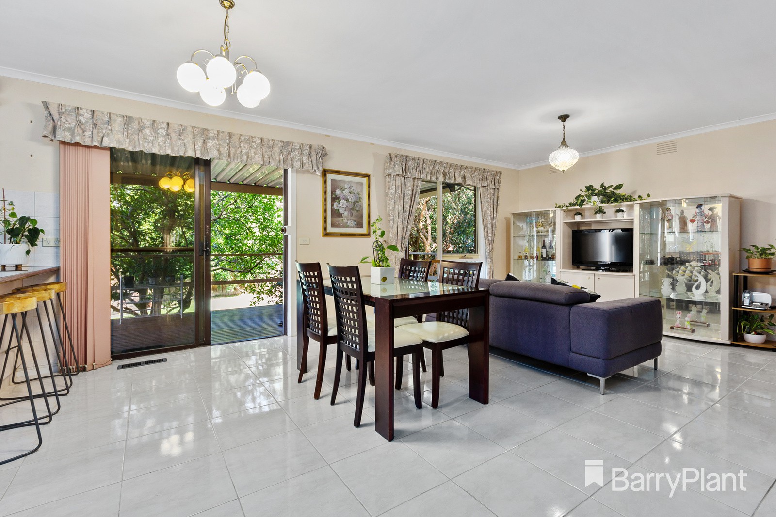 71 Remington Drive, Glen Waverley, VIC 3150, Glen Waverley - Thumbnail 3
