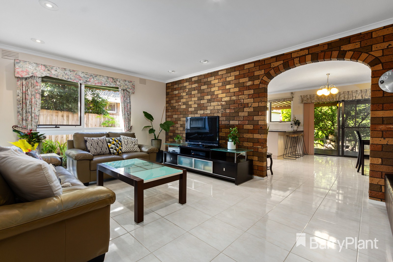 71 Remington Drive, Glen Waverley, VIC 3150, Glen Waverley - Thumbnail 4