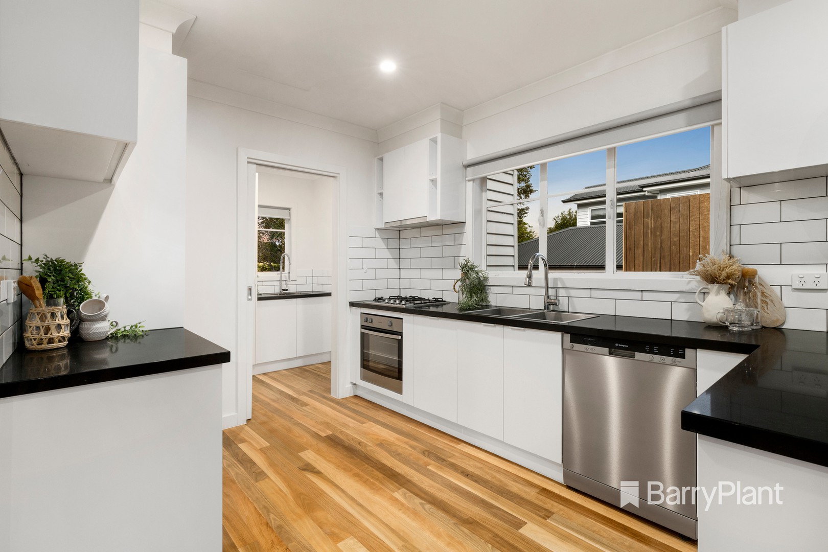 71 Timms Avenue, Kilsyth, VIC 3137, Kilsyth - Thumbnail 3