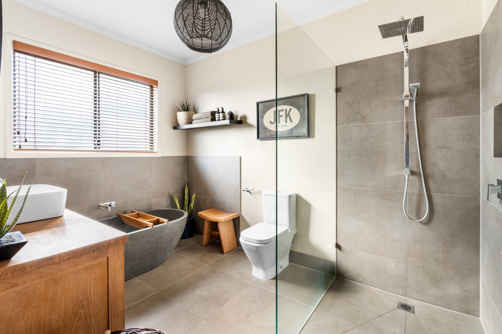 71 Valley Drive, Hidden Valley, VIC 3756, Wallan - Thumbnail 3