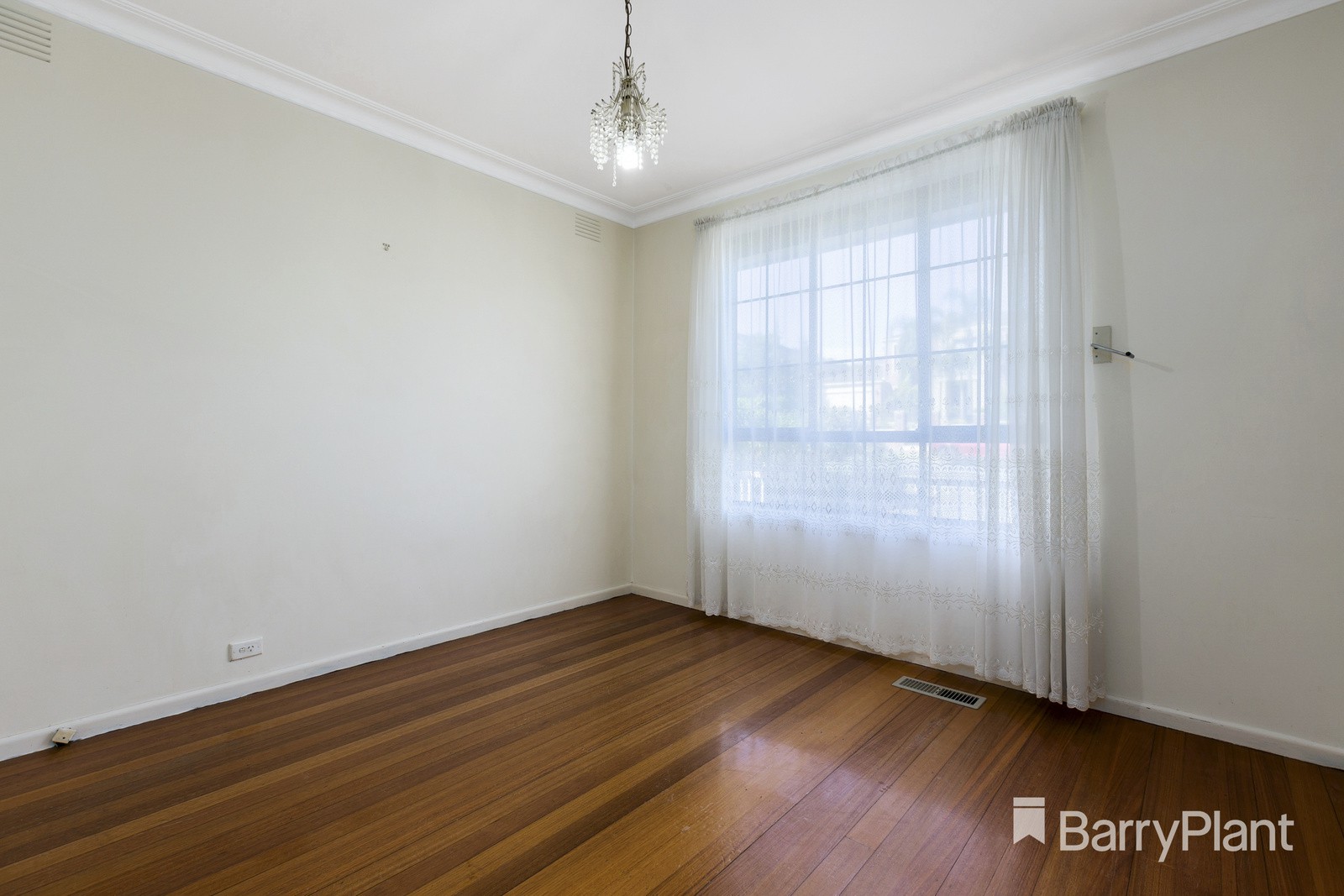71 View Mount Road, Glen Waverley, VIC 3150, Glen Waverley - Thumbnail 5