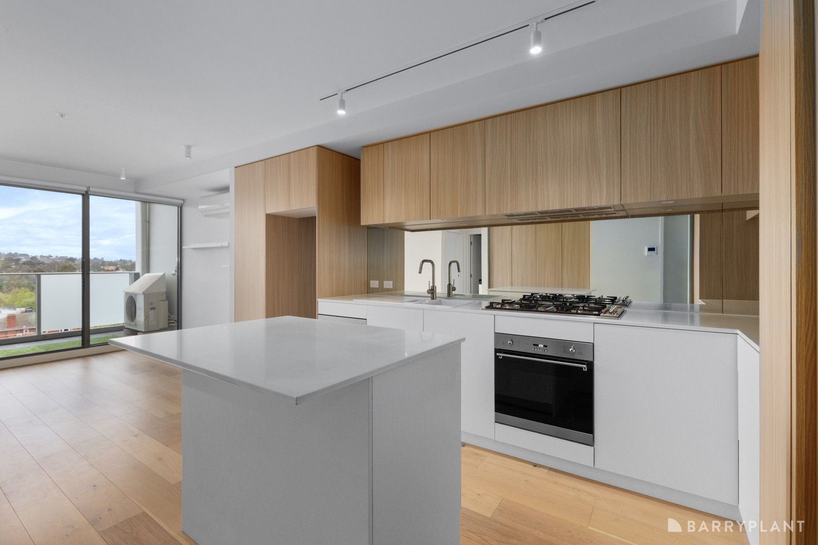 710/233 Maroondah Highway, Ringwood, VIC 3134, Ringwood - Thumbnail 2