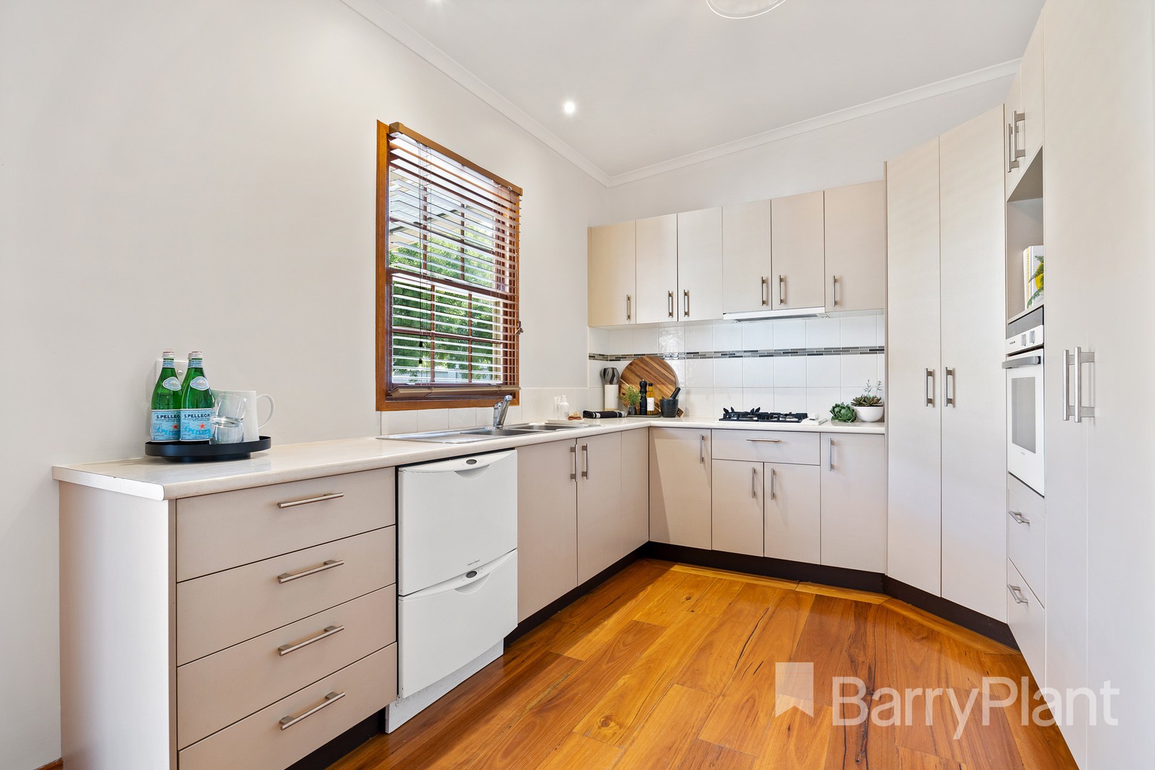 711 Howard Street, Soldiers Hill, VIC 3350, Soldiers Hill - Thumbnail 4