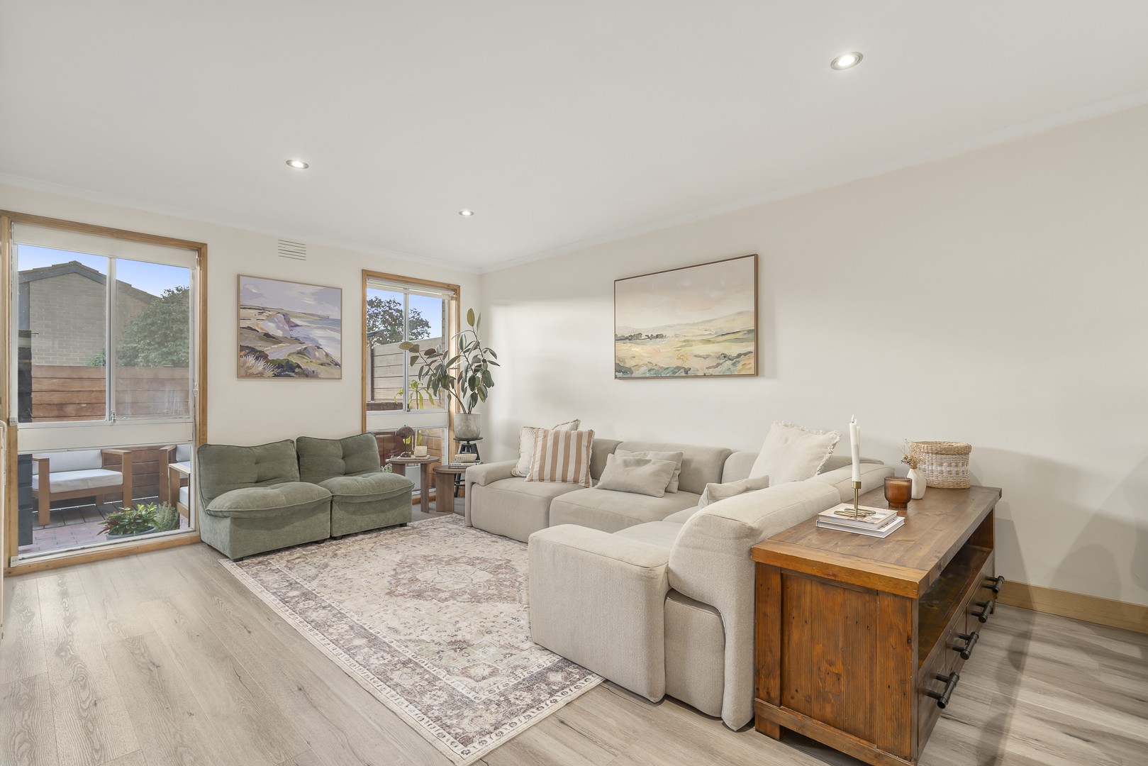 72/310 Warrigal Road, Cheltenham, VIC 3192 - Thumbnail 2 - 12/03/2026