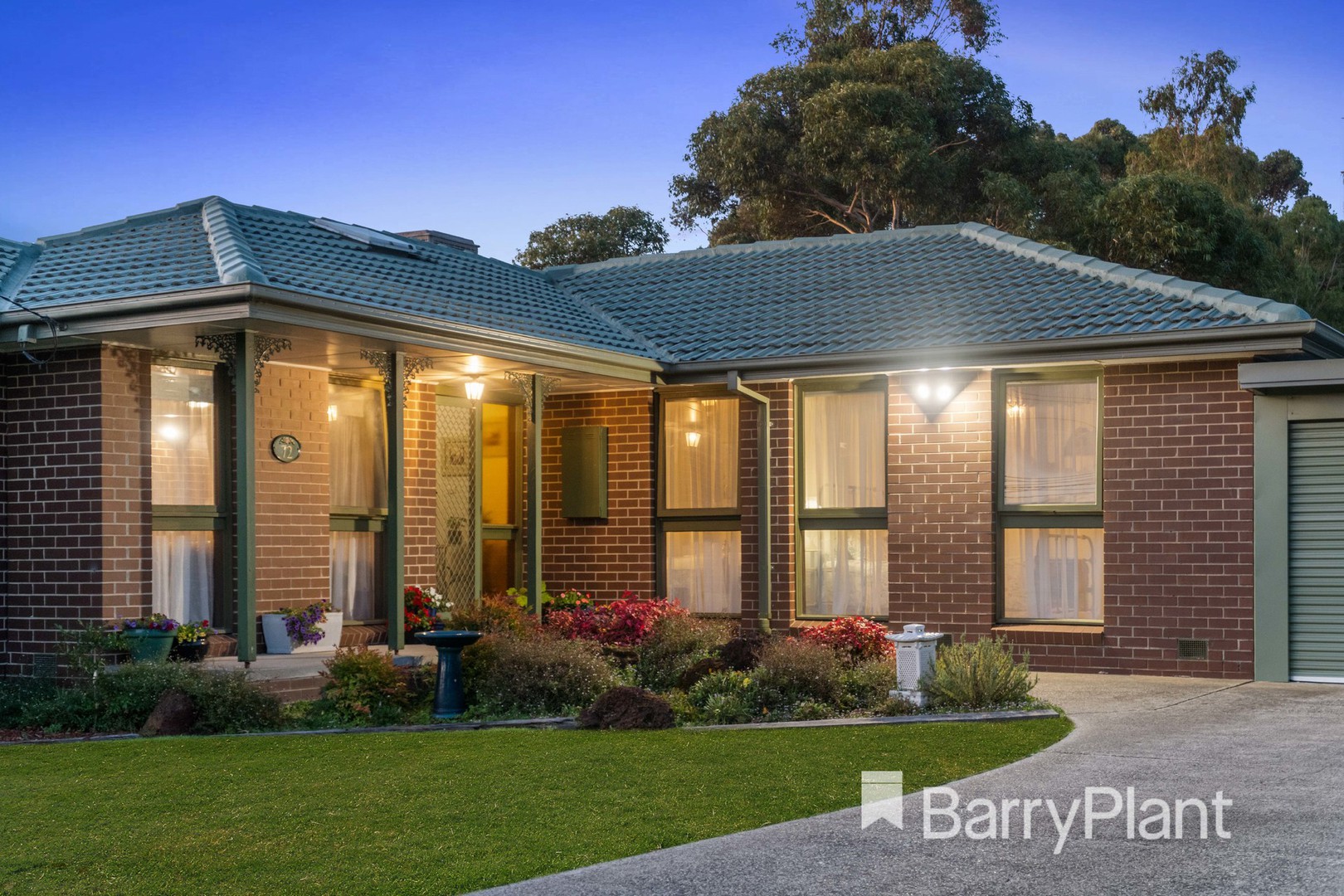 72 Atheldene Drive, St Albans, VIC 3021, St Albans - Thumbnail 2