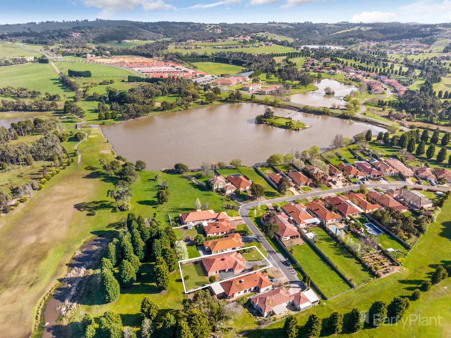 72 Augusta Way, Hidden Valley, VIC 3756, Hidden Valley - Thumbnail 2