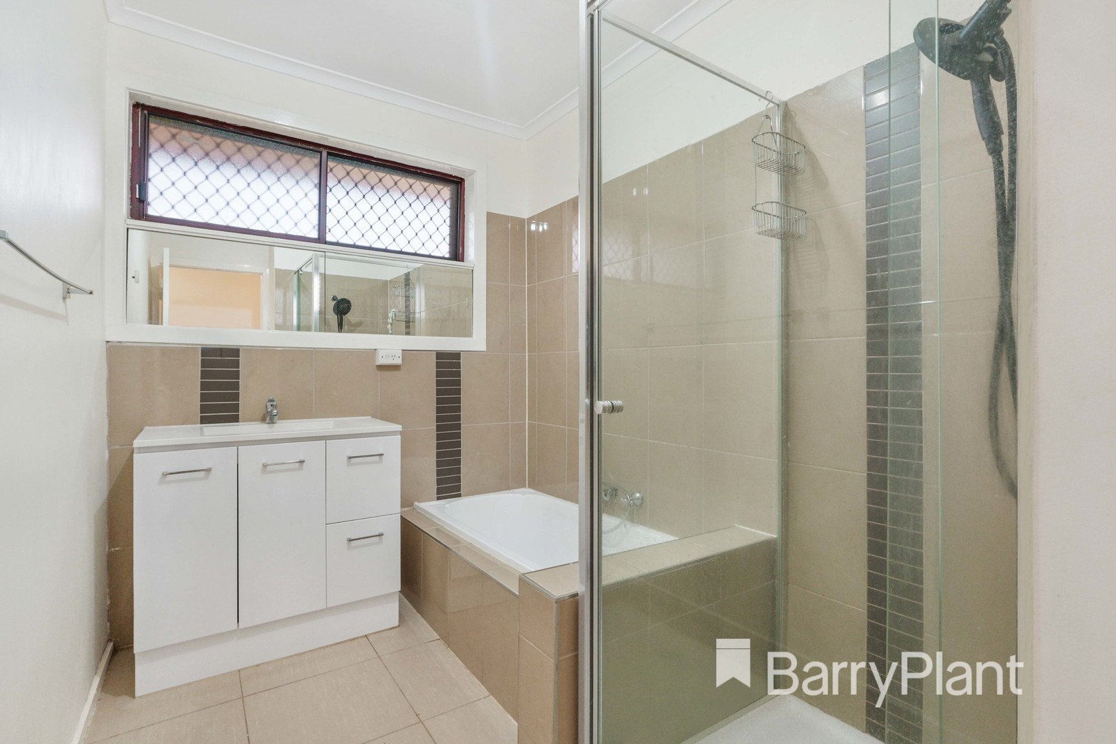 72 Avondale Avenue, St Albans, VIC 3021, St Albans - Thumbnail 3