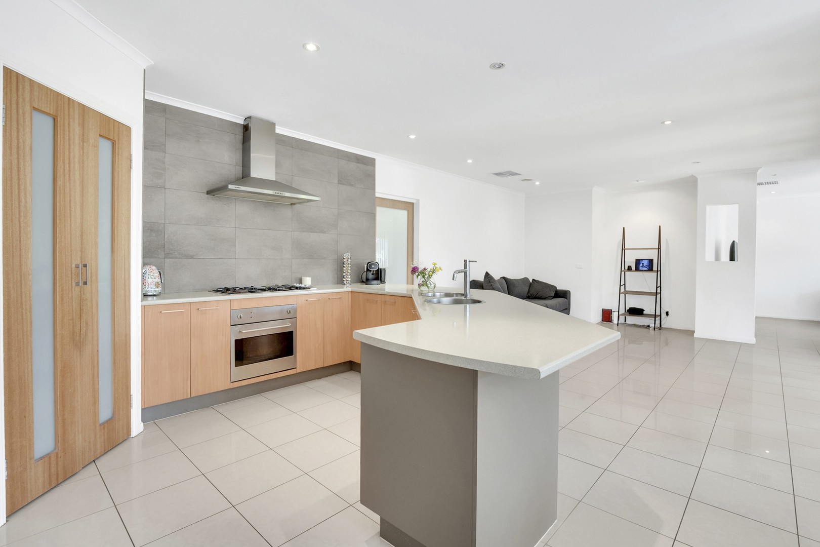 72 Axminster Drive, Craigieburn, VIC 3064, Craigieburn - Thumbnail 4
