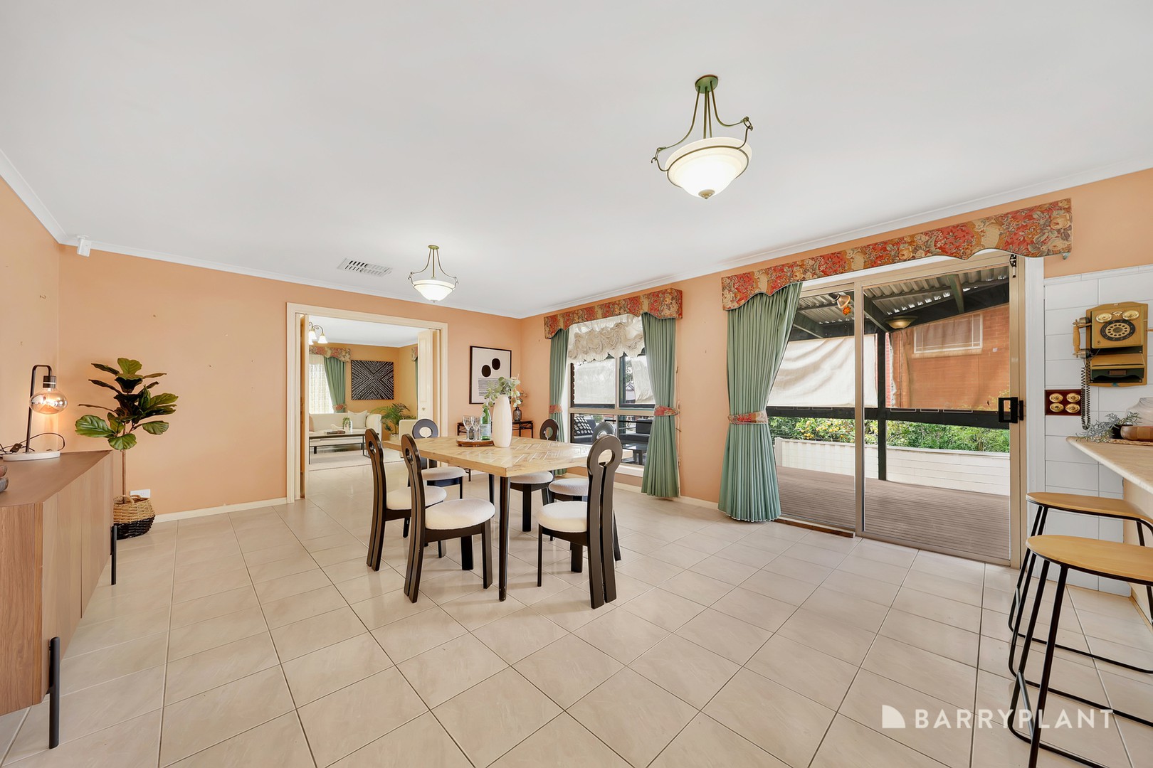 72 Blossom Park Drive, Mill Park, VIC 3082, Mill Park - Thumbnail 5