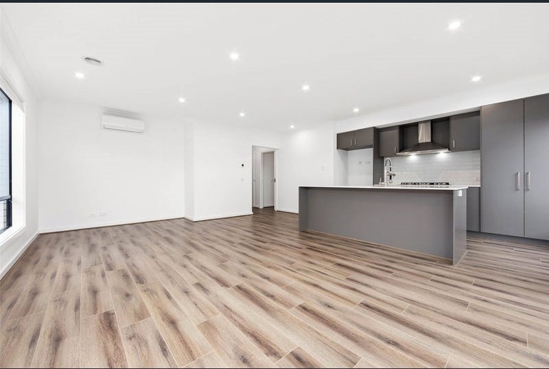 72 Brossard Road, Mickleham, VIC 3064, Mickleham - Thumbnail 4