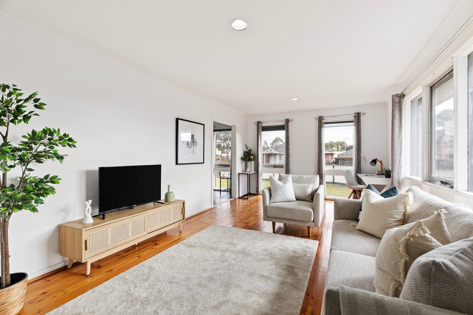 72 Fosters Road, Keilor Park, VIC 3042 - Thumbnail 2 - 17/07/2025