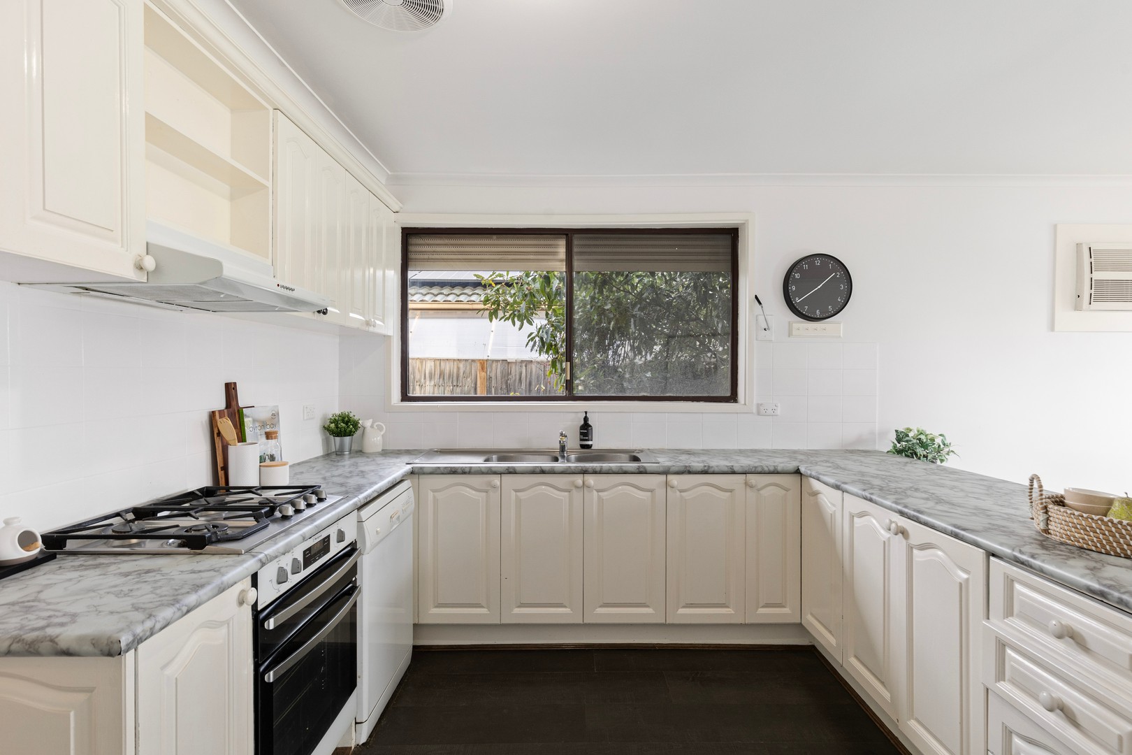 72 Fosters Road, Keilor Park, VIC 3042, Keilor Park - Thumbnail 4