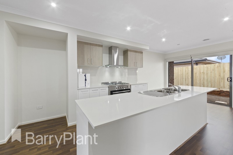 72 Frontier Avenue, Aintree, VIC 3336, Aintree - Thumbnail 5