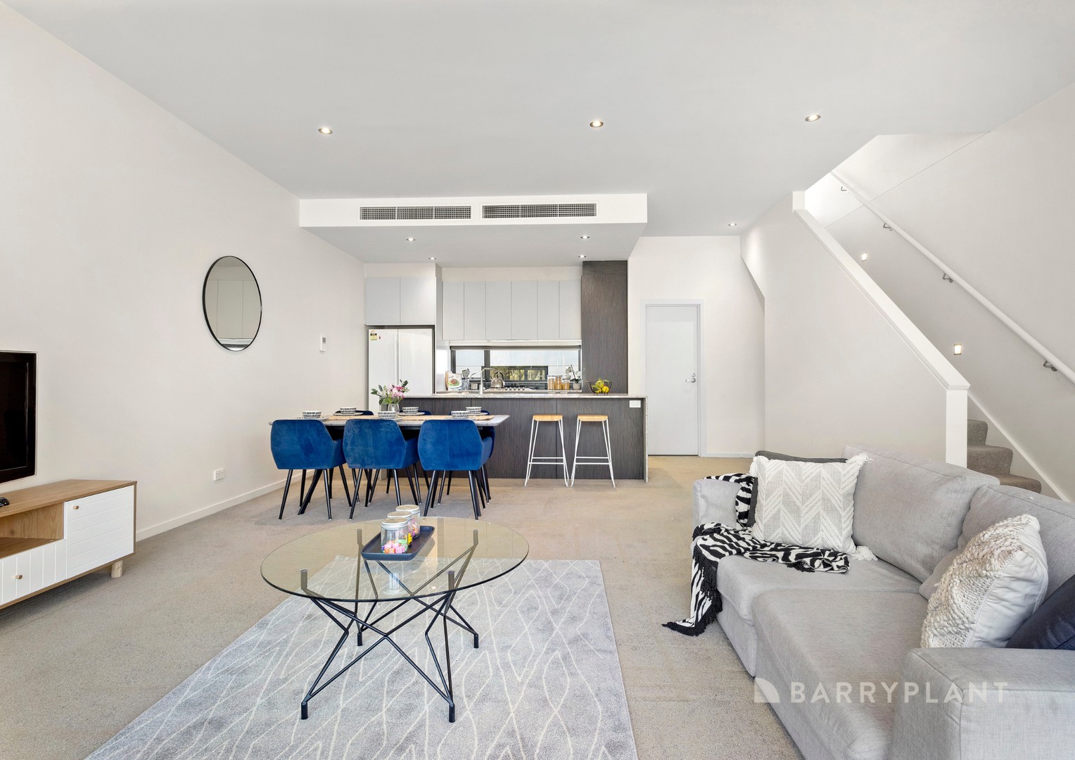 72 Geographe Street, Docklands, VIC 3008, Docklands - Thumbnail 3