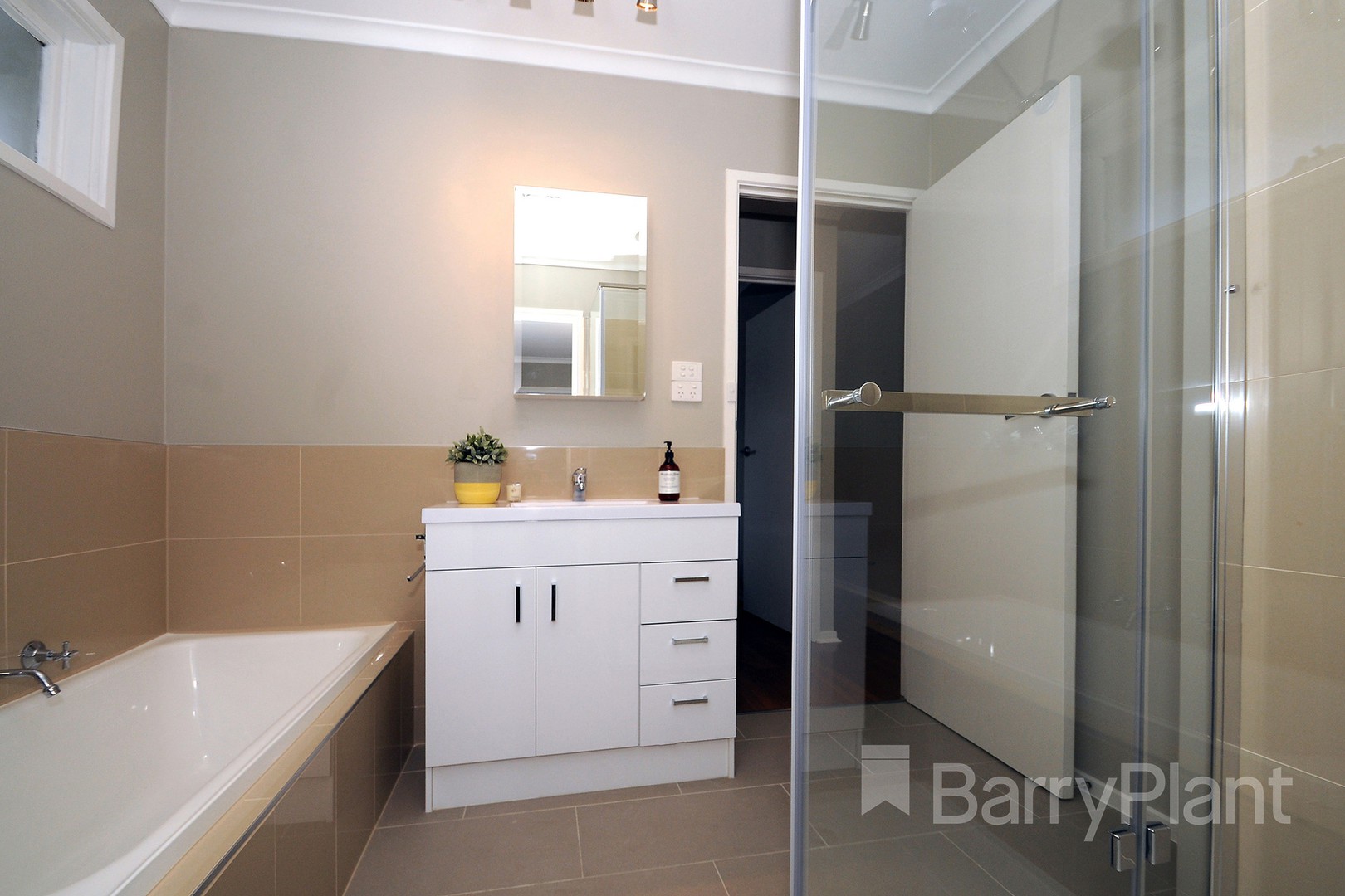 34 Gardner Street, KOO WEE RUP, Koo Wee Rup - Thumbnail 8