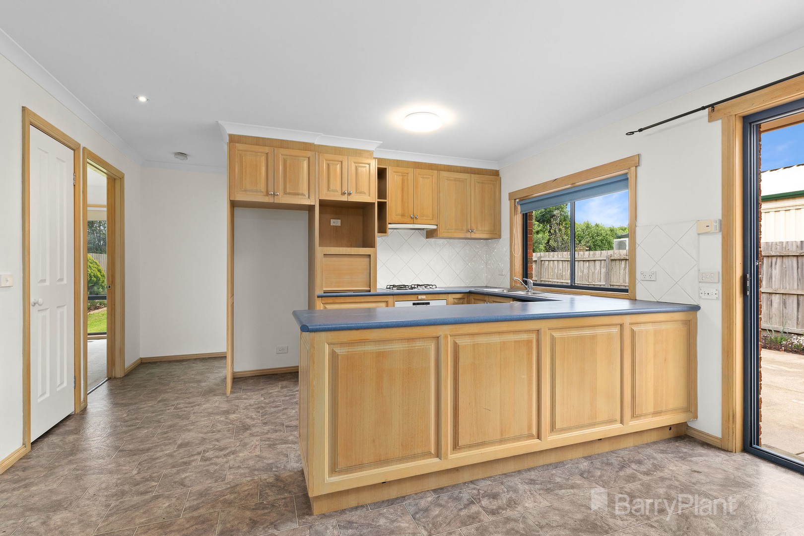 72 Hancock Drive, Berwick, VIC 3806, Berwick - Thumbnail 2