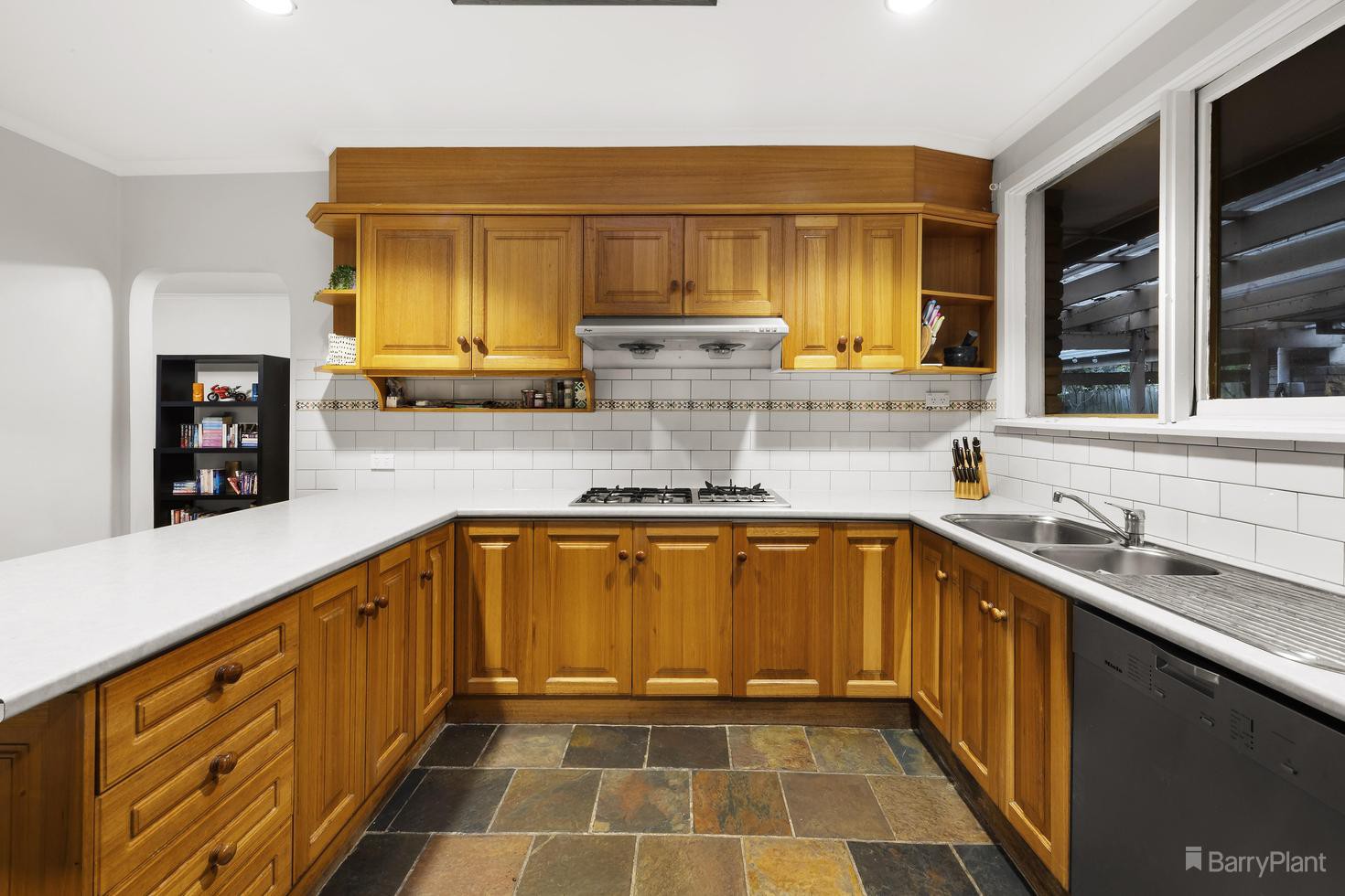 72 Hawtin Street, Templestowe, VIC 3106, Templestowe - Thumbnail 4