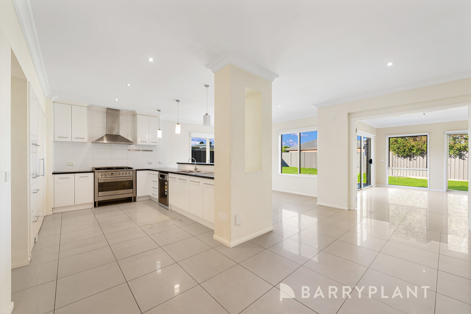 72 Hindmarsh Drive, Manor Lakes, VIC 3024, Manor Lakes - Thumbnail 7